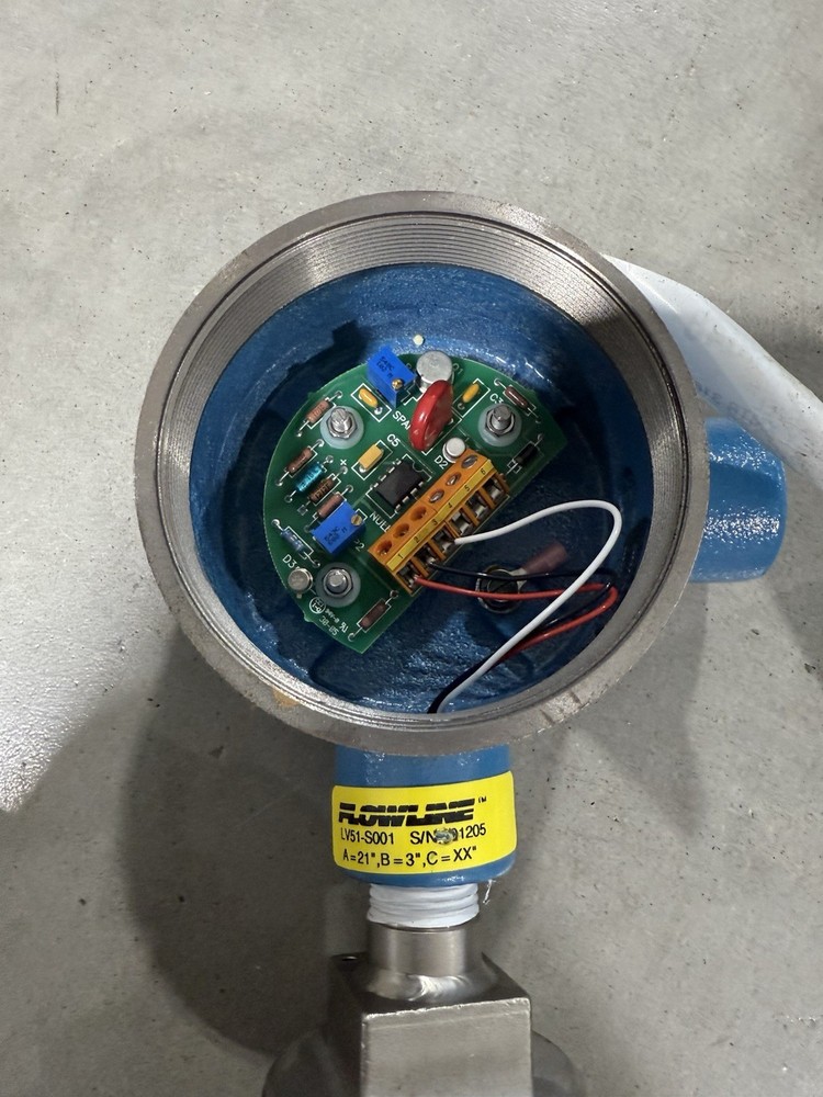 Flowline LV51-S001 FloatTek High-Temp Explosion Proof Vertical Transmitter *NOS*