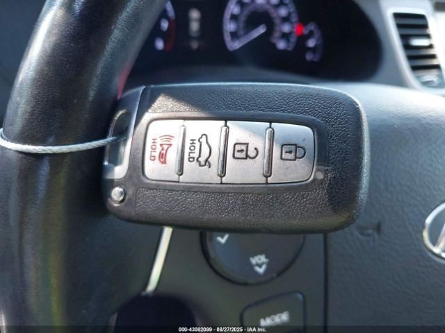 GENESIS 2014 Transmission Shift 963612