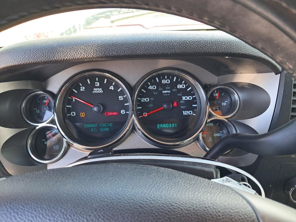 SILVRDO15 2009 Glove Box 4809567