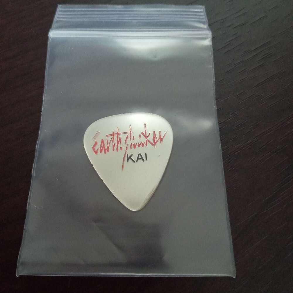 Ariapro II EARTHSHAKER pick