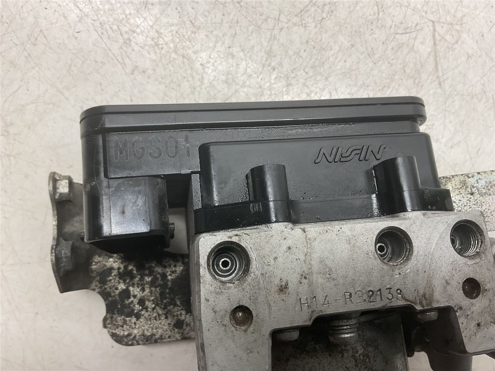 2012 Honda NC700X Integra ABS MODULATOR - 57110MGSD81