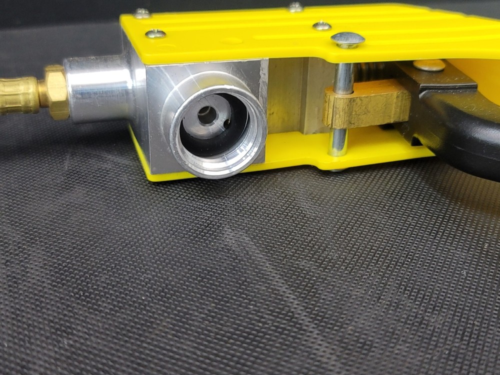 BRIGHT SOLUTIONS A/C LEAK DETECTIVE