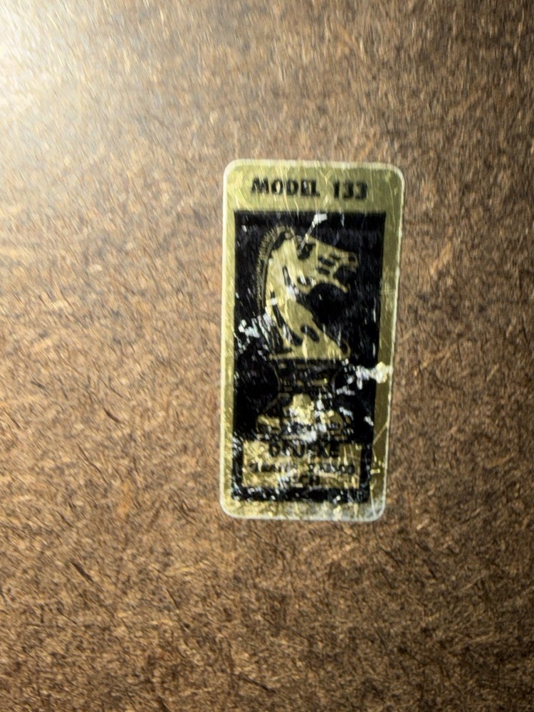 DRUEKE CHESS SET /W BOARD MODEL 133