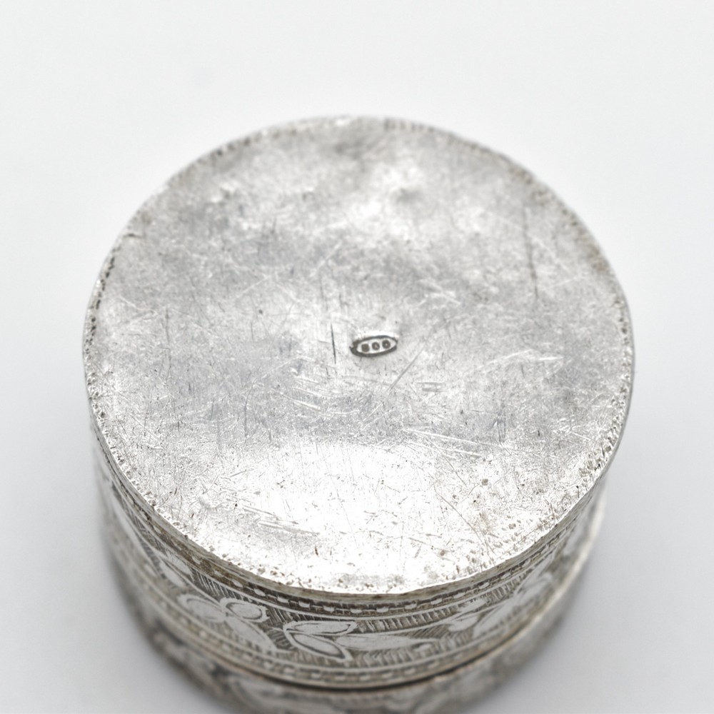 Antique Solid Silver Pill Box Snuff Box Chased Foliate Box Continental