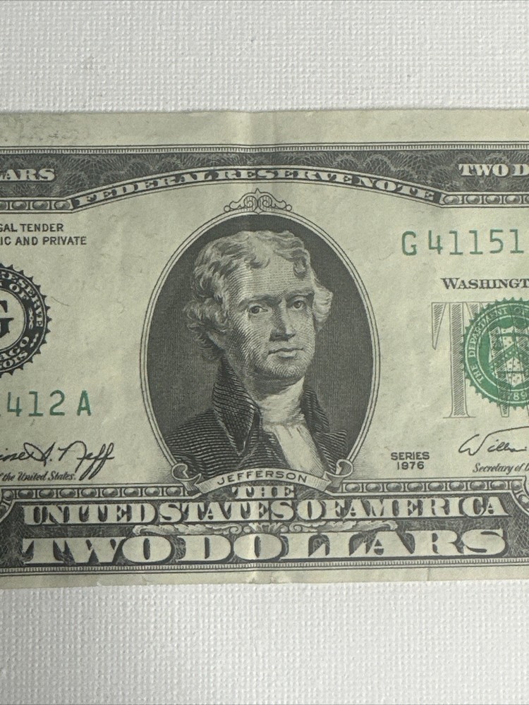 1976 Chicago B Cutting Error Uneven Border $2 Bill
