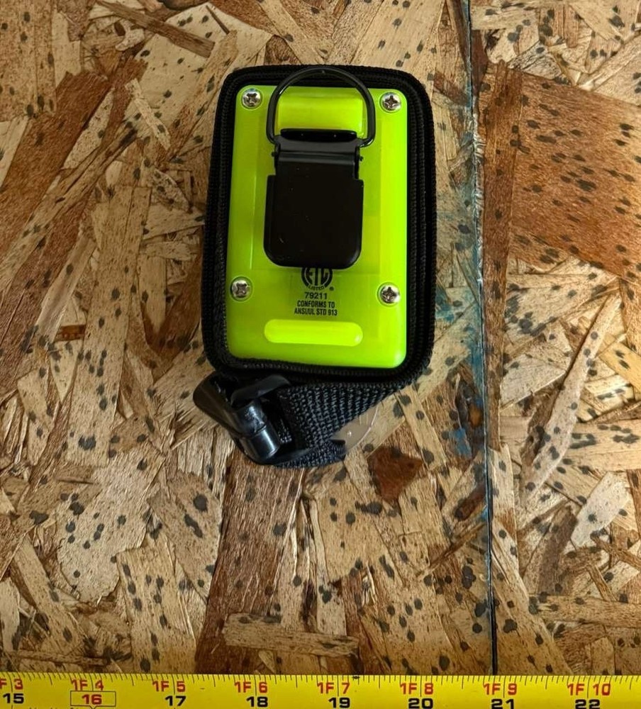 SuperPASS® 2 | Motion-Sensing, Lone Worker Device - NEW IN BOX Super PASS II