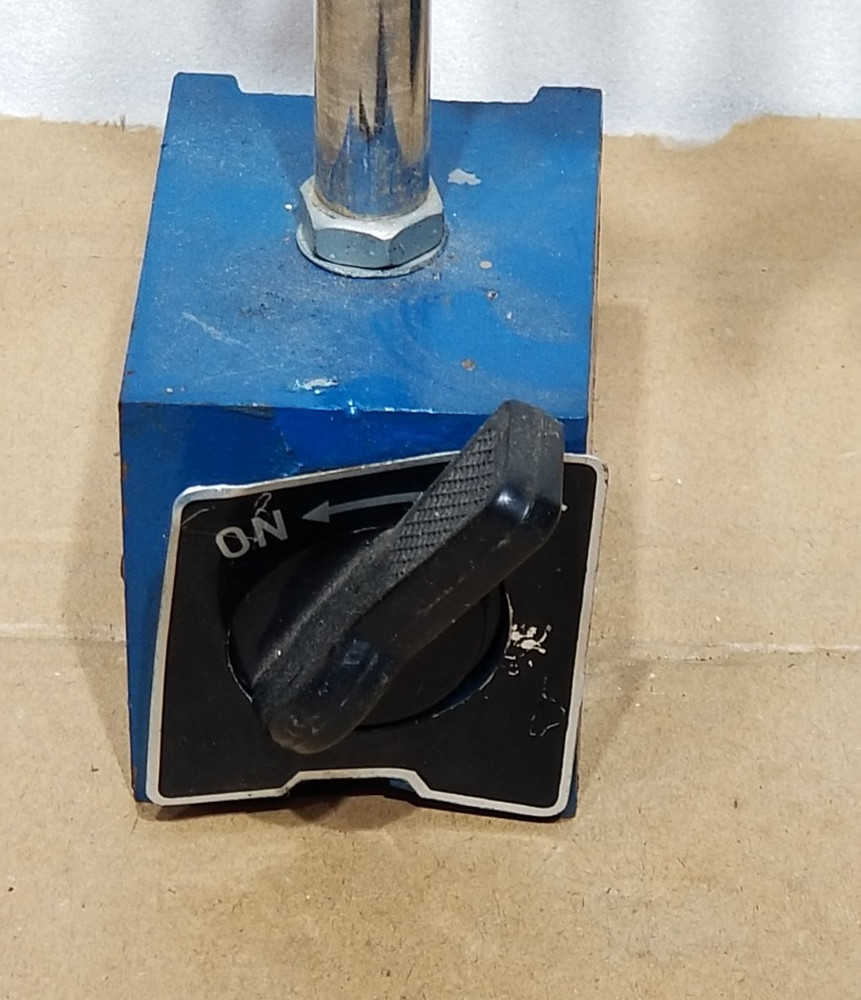 Magnetic Base Adjustable Holder Stand