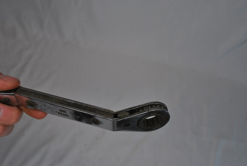 MAC Tools ROW20222 Point Offset Box End Ratcheting Wrench