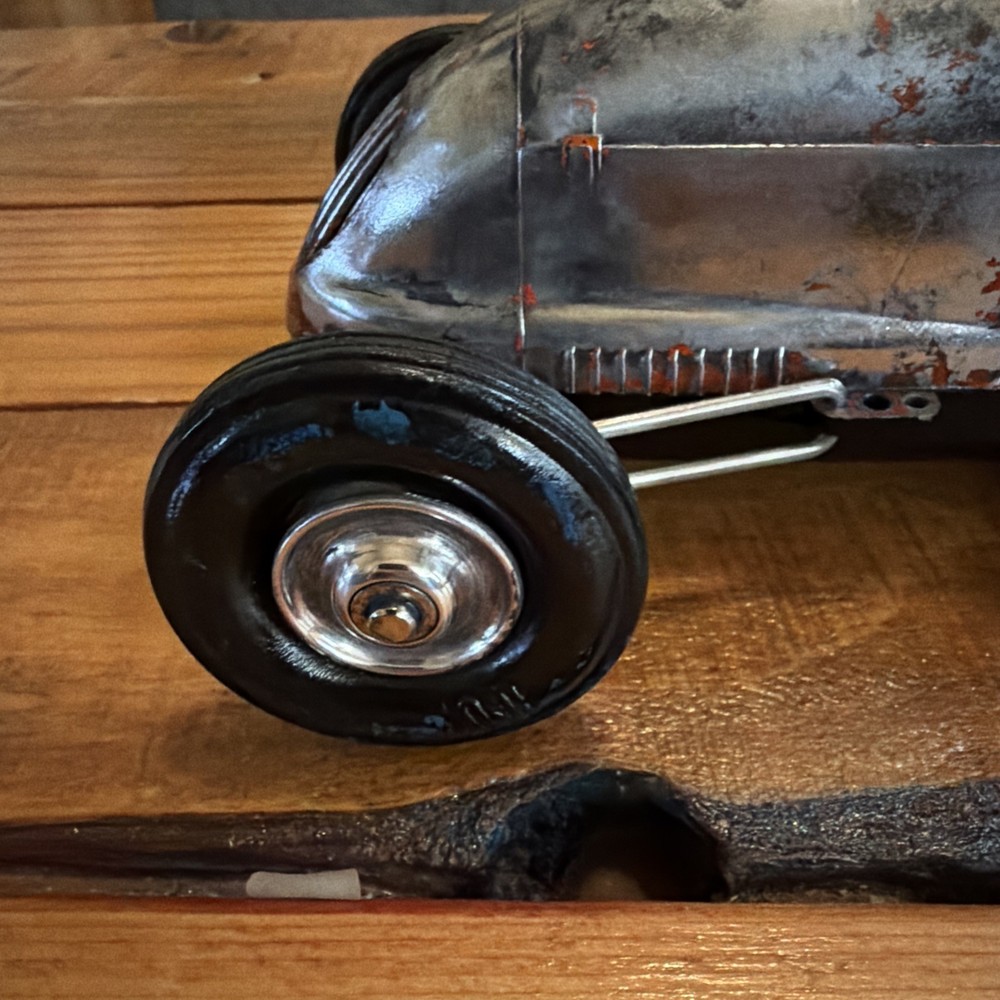 VINTAGE OHLSSON & RICE TETHER RACE CAR.
