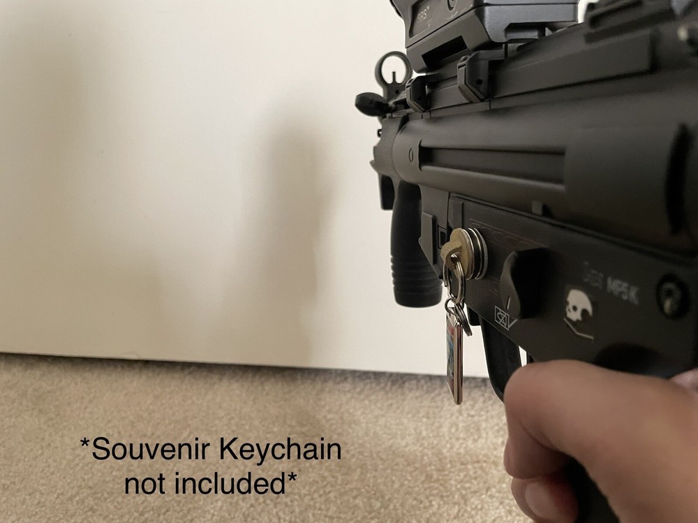Weapon Charm/Keychain Mount Gen 2 (Magnetic)