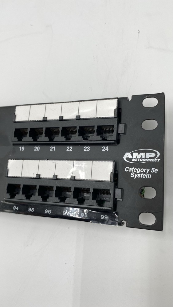 AMP CATEGORY 5e SYSTEM 48 port patch panel