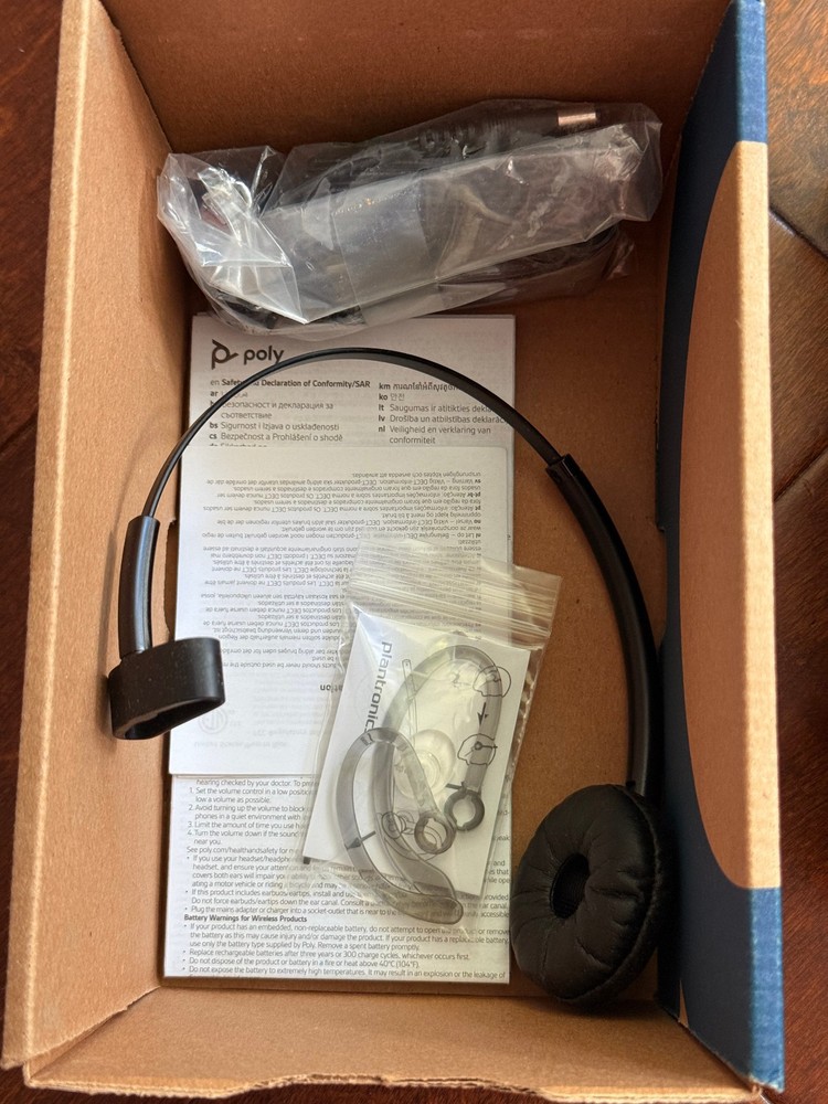 Plantronics CS540 Wireless Headset System Black New Open Box