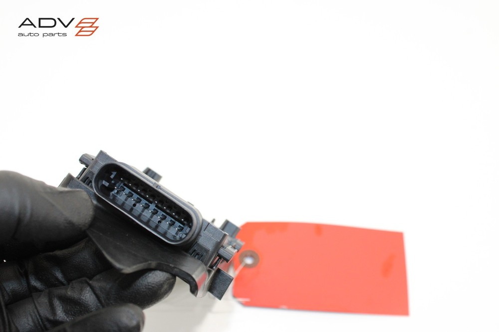 2018 - 2024 BMW X3 G01 REAR LEFT DRIVER SIDE BLIND SPOT RADAR SENSOR MODULE OEM