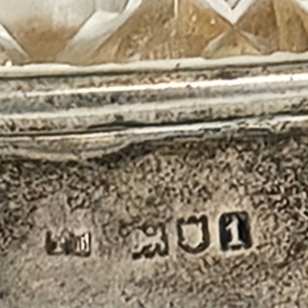 Thomas Ingleton Sterling Silver & Cut Glass Locking Hip Flask C. 1906