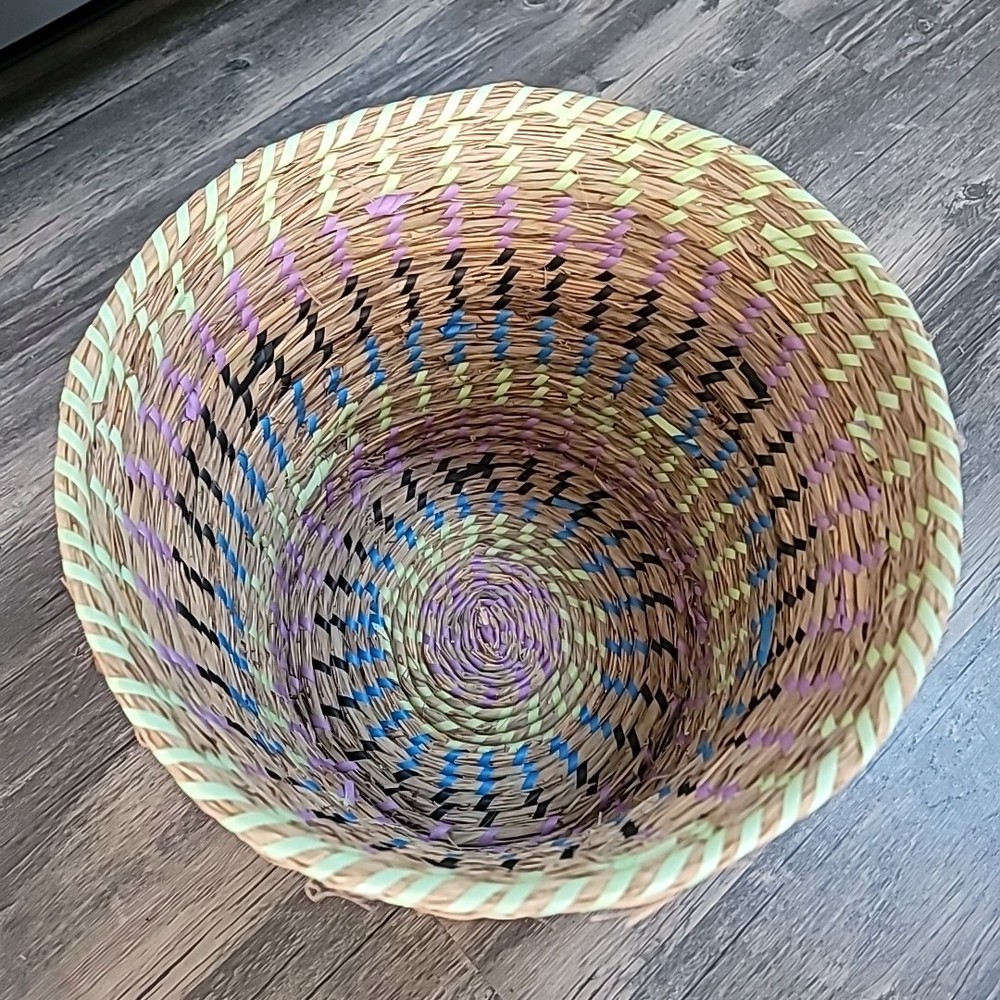 Colorful Straw Nesting Baskets (3)