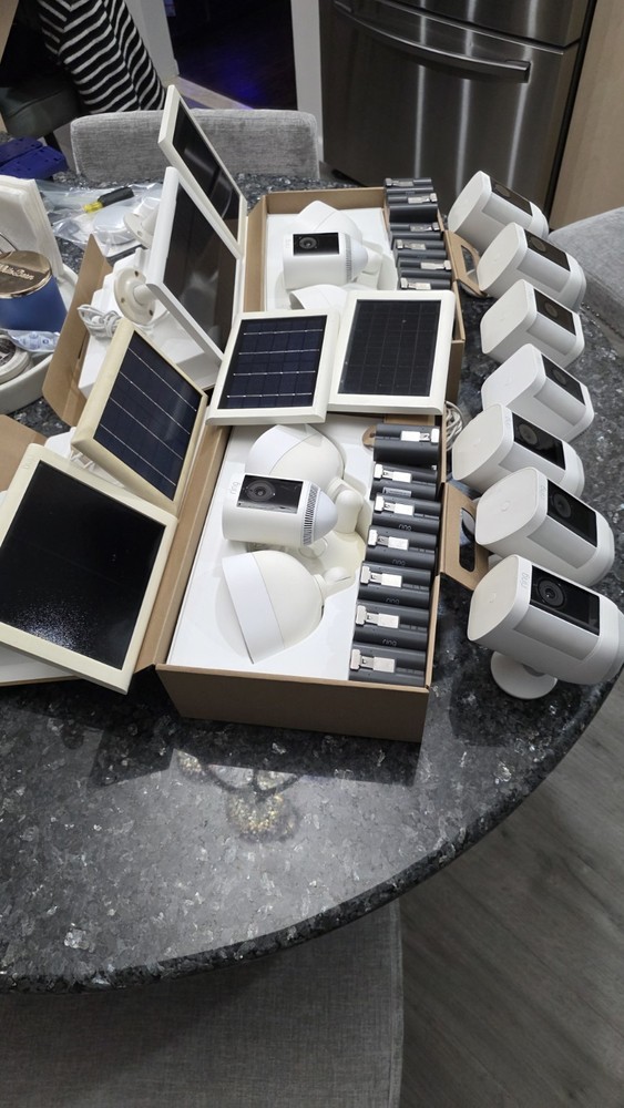 Ring Spotlight Cam 9 Wireless Cameras White Battery Solar Powered IP System