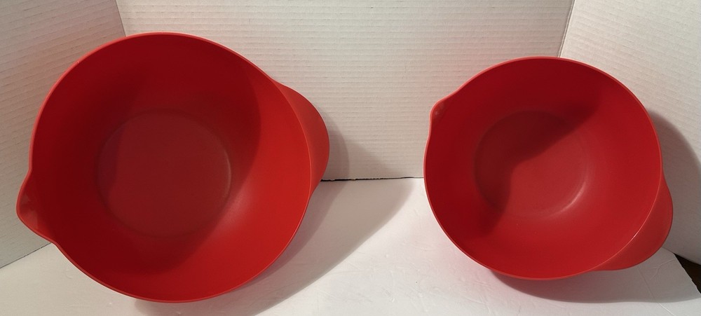 Farberware 2 Piece Prep and Mixing Plastic Bowl Set Red 3.5 Quart & 4.5 Quart