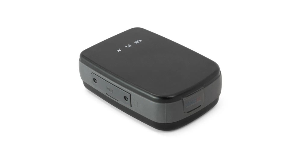 Inexpesnive GPS Vehicle Tracking Devices APPS-Based Portable Tracker