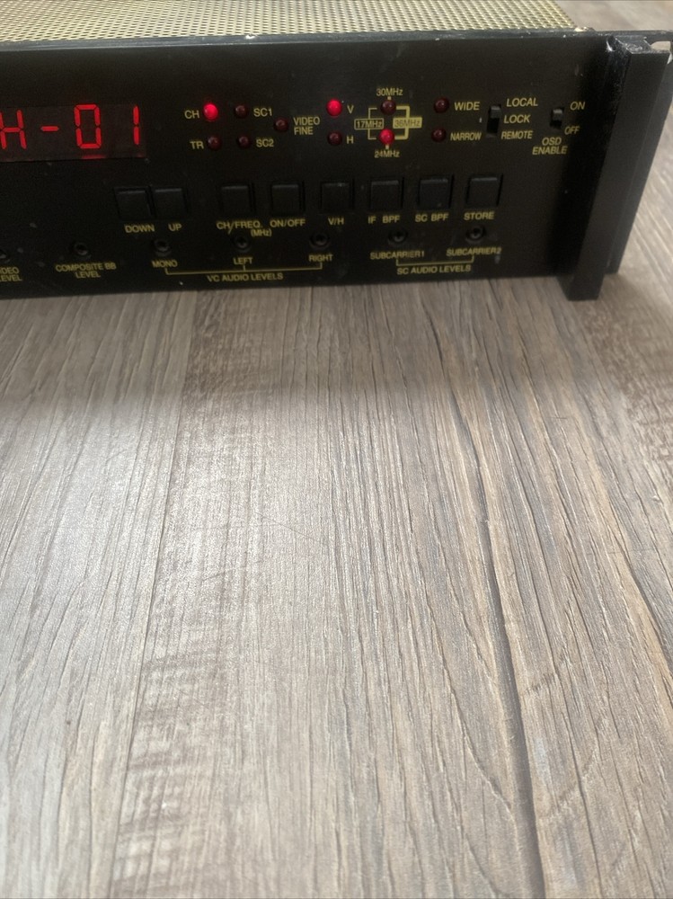 DX ANTENNA DIR-657 BROADCAST SATELLITE RECEIVER