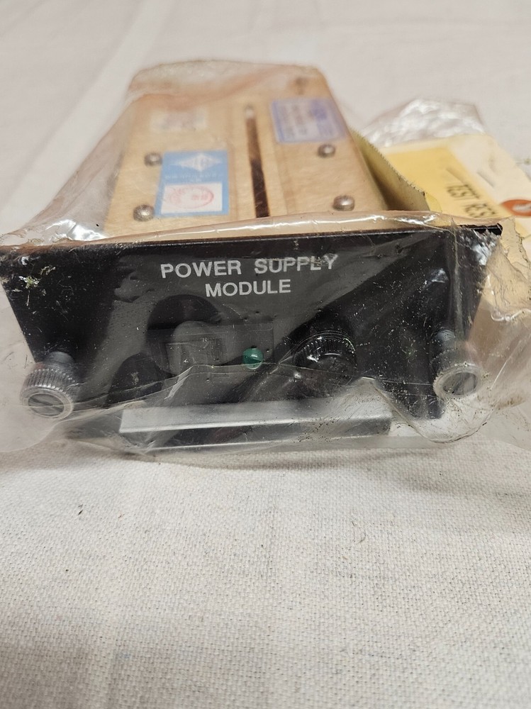 New DECIBEL POWER SUPPLY - DB8950