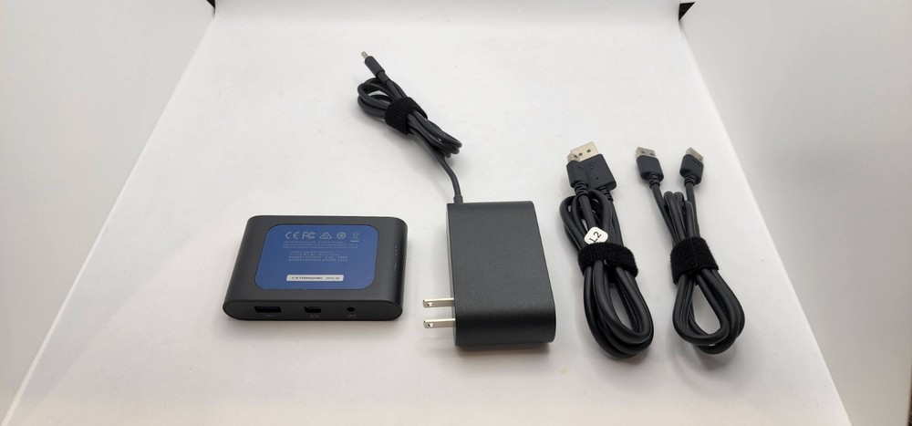 HTC Link Box VIVE Cosmos / Pro VR + Power + USB + Display Port Cable