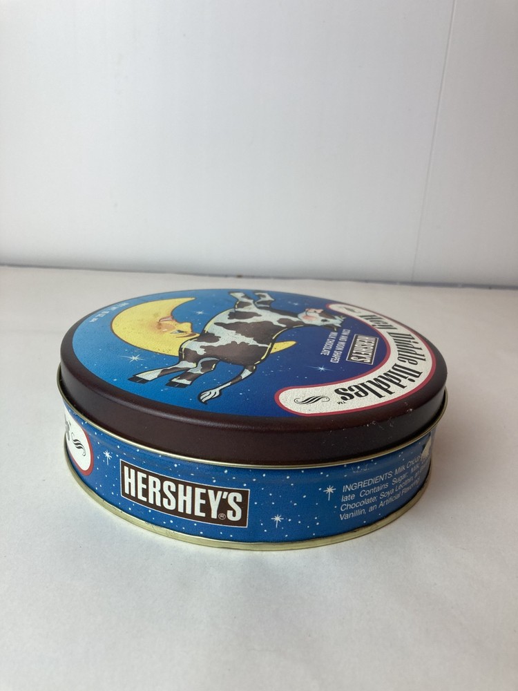 Hershey's Collectors Tin Hey Diddle Diddle Round Tin