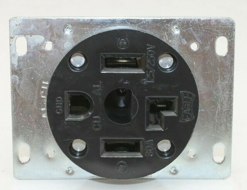 Eagle 1257 Flush Grounding Receptacle NEMA 14-30