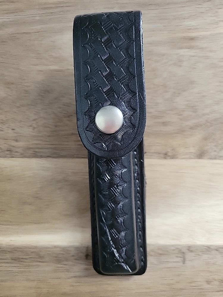 Shoemaker And Son's Black Leather Mace Case 93FMM