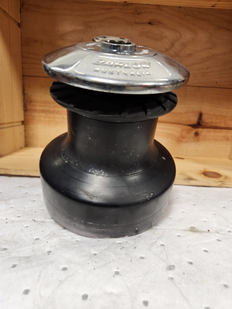 Barlow 24 ST self Tailing Winch With Handle