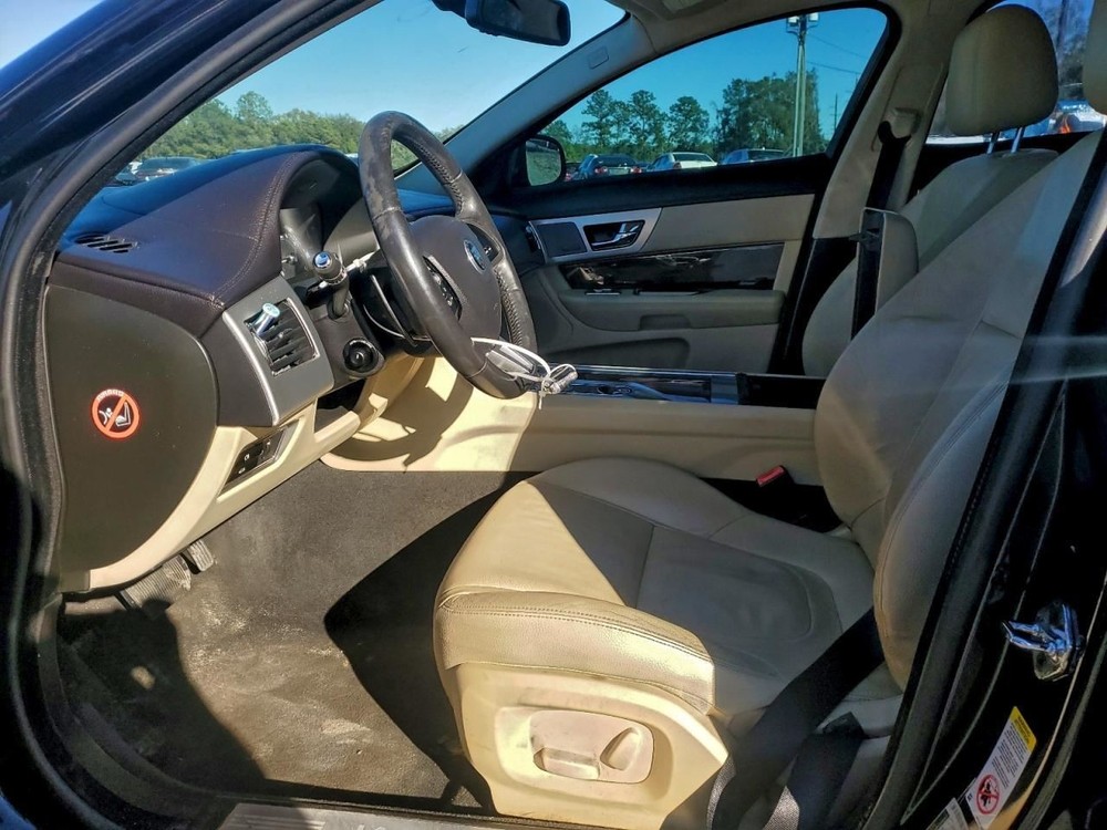 XF 2013 Glove Box 5014996