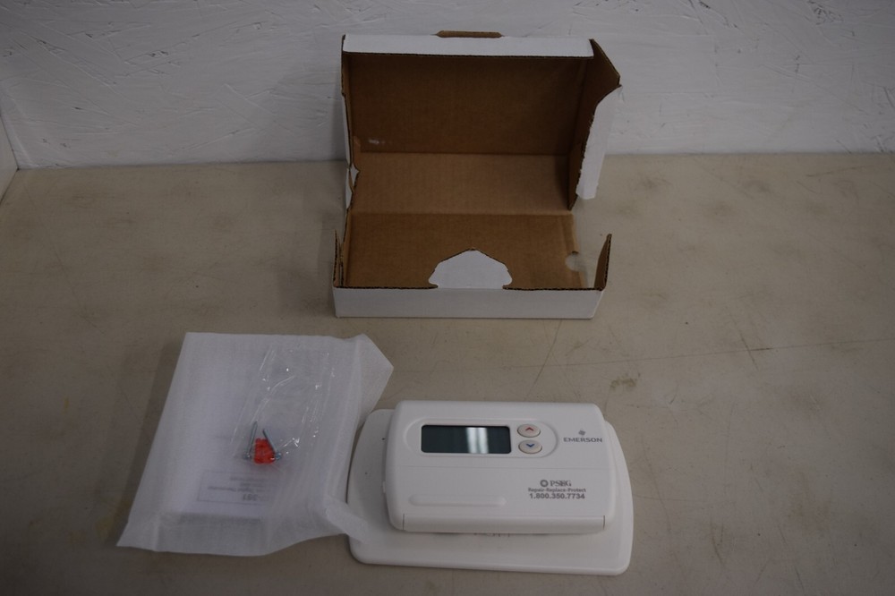 Emerson Thermostat IF87-361 7 Day Programmable Thermostat Single Stage System