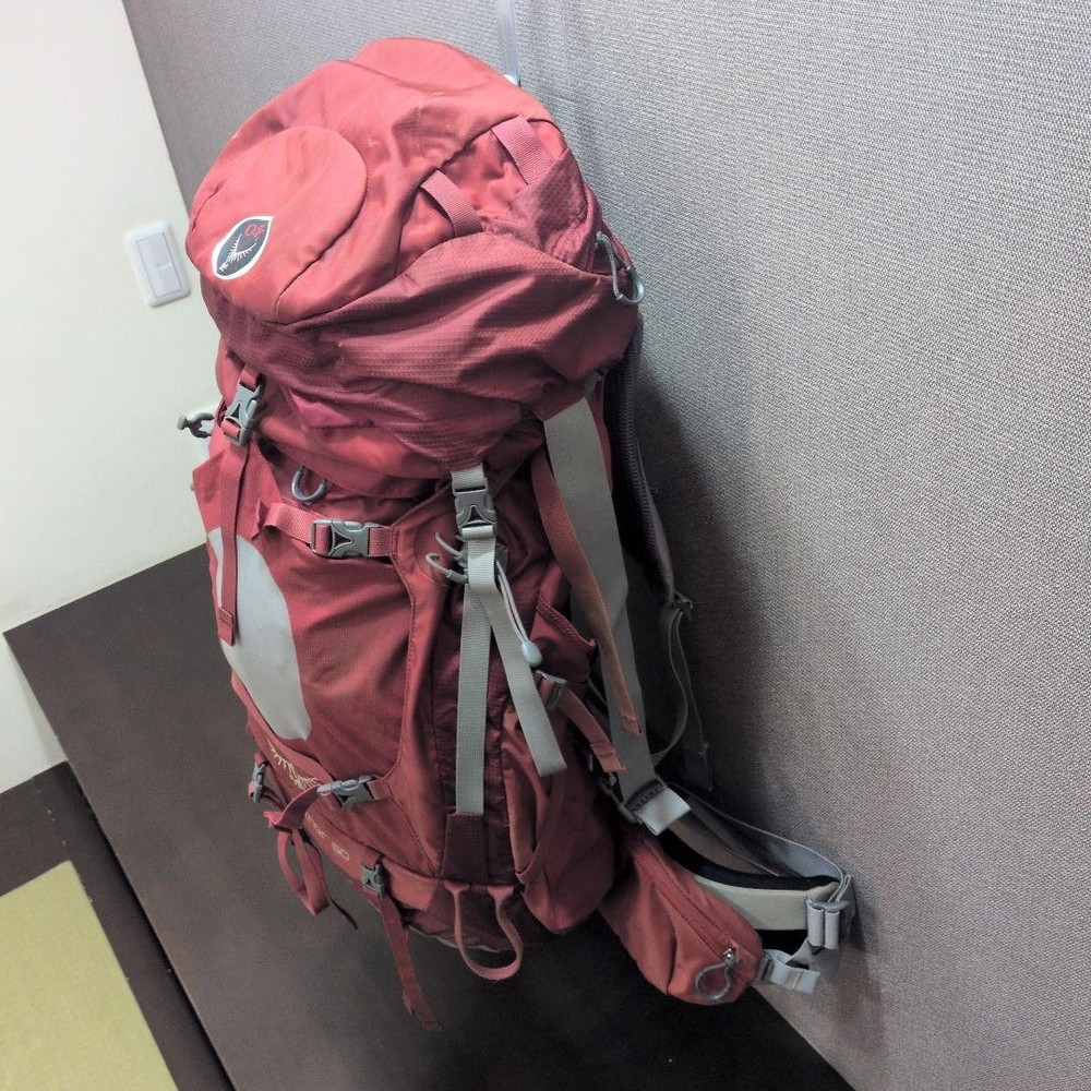 Osprey Aether 60 Backpack Large Capacity Trekking Climbing Used