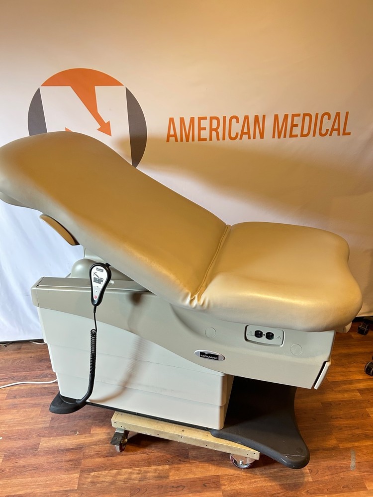 Midmark 625-001 Power Exam Table