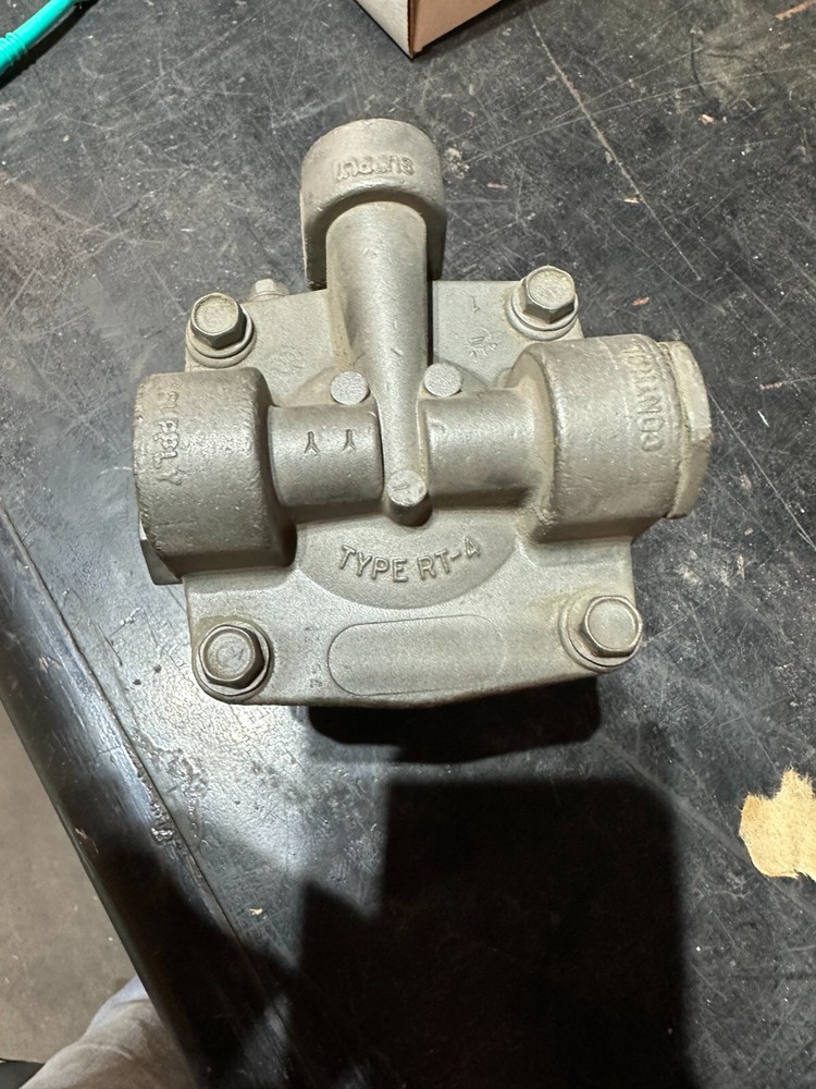 bendix wagner Type RT-4 multifunction valve new