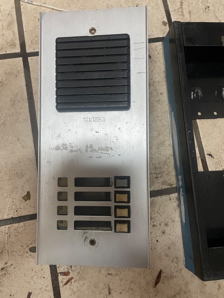 QUANTUM™ QS-004S INTERCOM APARTMENT LOBBY PANEL