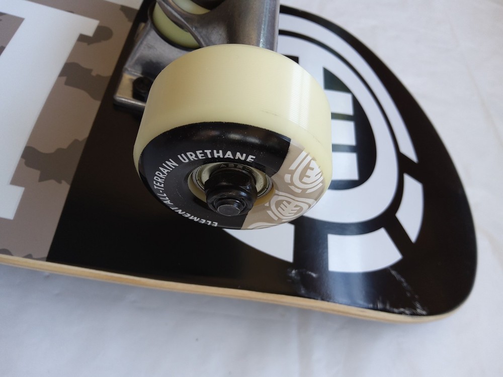 Element Skateboard Cheetah Section Team Edition Complete 7.75 Assembled