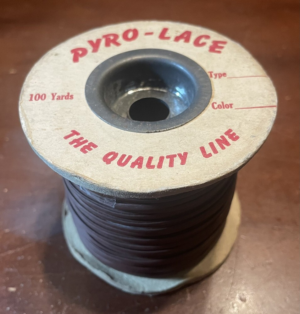 1950s Pyro-Lace ~ The Quality Line ~ Brown