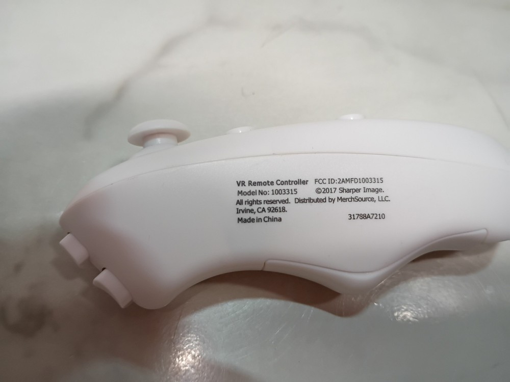 Sharper Image Smartphone Virtual Reality Glasses Goggles