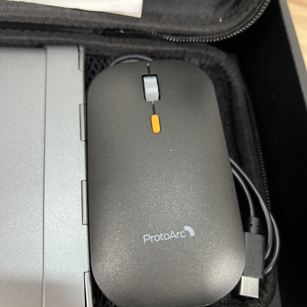 ProtoArc Foldable Keyboard and Mouse XKM01 True Full-Size Folding - Used