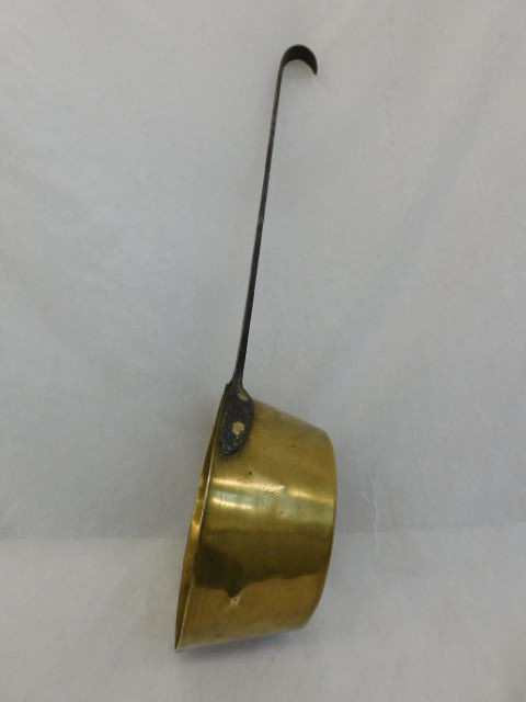ANTIQUE BRASS STEEL HANDLED POT 1870's PRIMITIVE RUSTIC KITCHEN HAND RIVETED