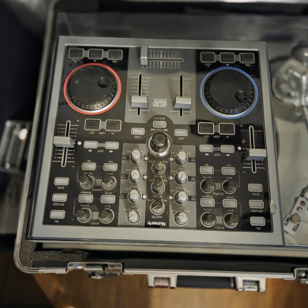 Numark Total Control Dj Controller