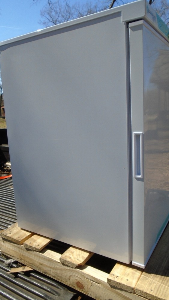Corepoint Scientific Pharmaceutical PR061WWW/0 Undercounter Refrigerator NEW