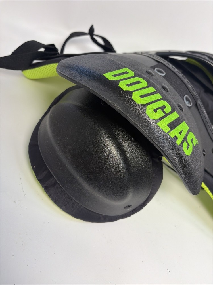 Douglas Commando Football Shoulder Pads, Size Medium (13-14")