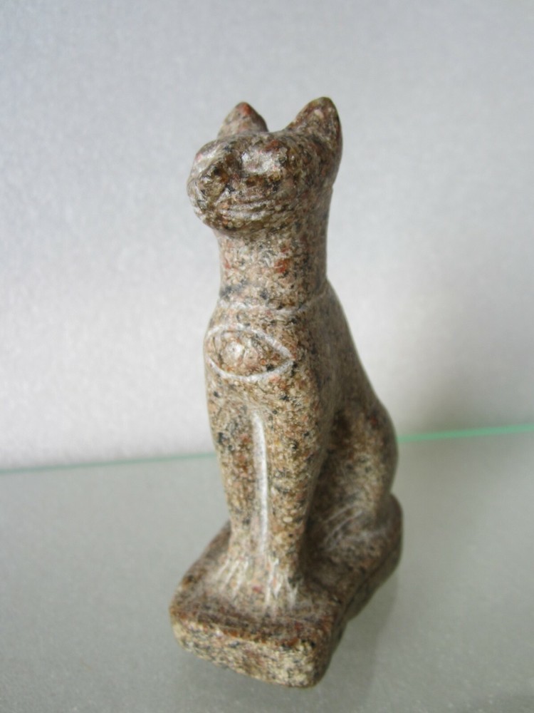 ANCIENT EGYPTIAN PHARAONIC CAT CARVED STONE STATUE