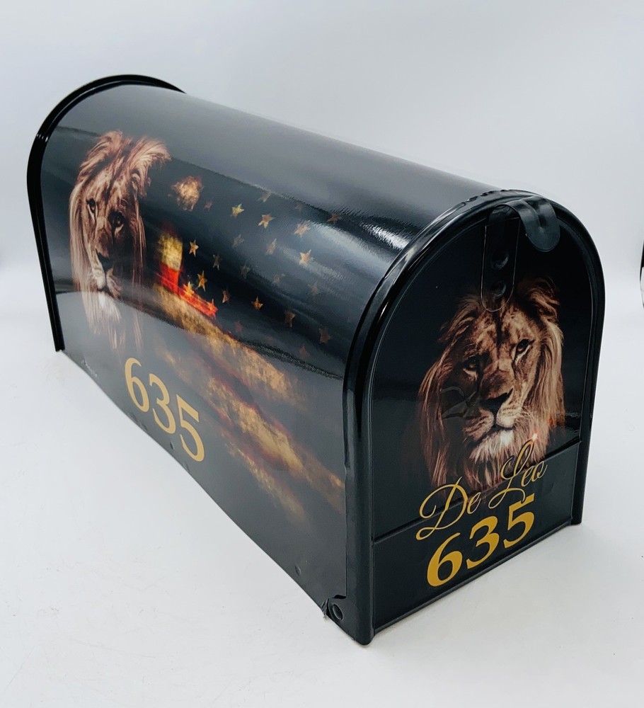 Lion Custom Mailbox: Patriotic Gift Ideas