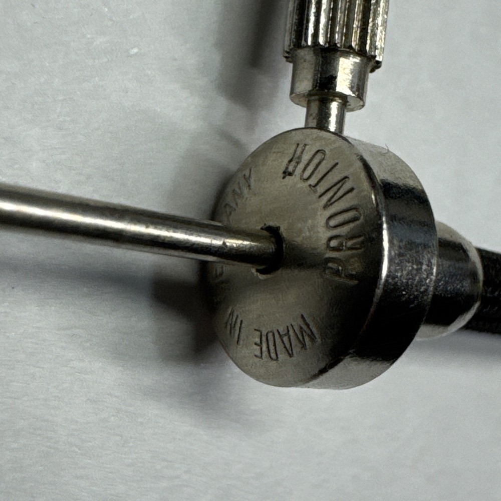 VINTAGE PRONTOR 11" LOCKING SHUTTER RELEASE CABLE FOR CAMERA