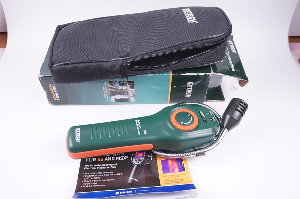 EXTECH EzFlex Combustible Gas Detector