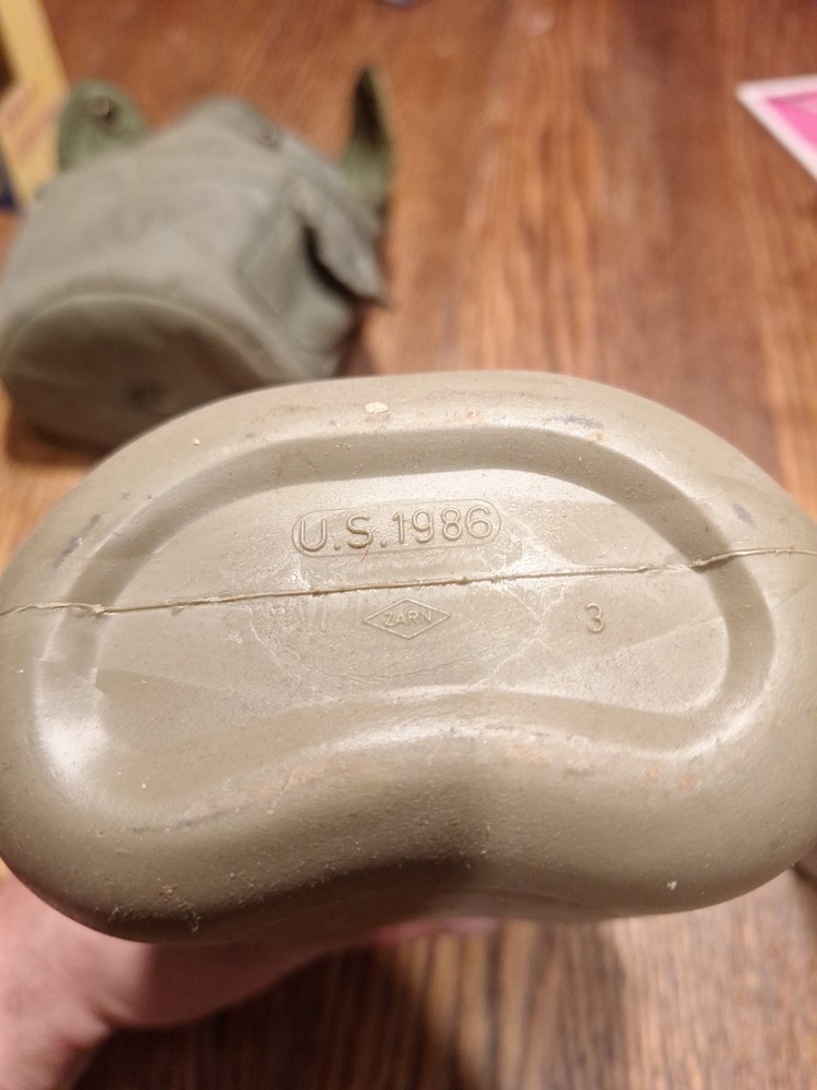 US Army Canteen Reyes Industries