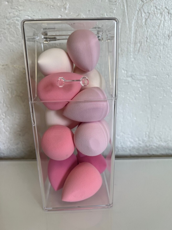 Thinkspace Beauty Blending Sponge Set 12-Piece Plus Clear Organizer