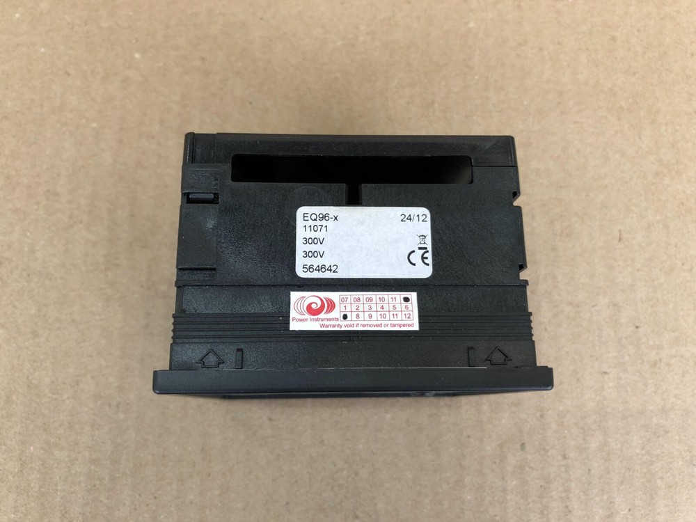 DEIF EQ96X VOLTMETER 564642 RANGE 300